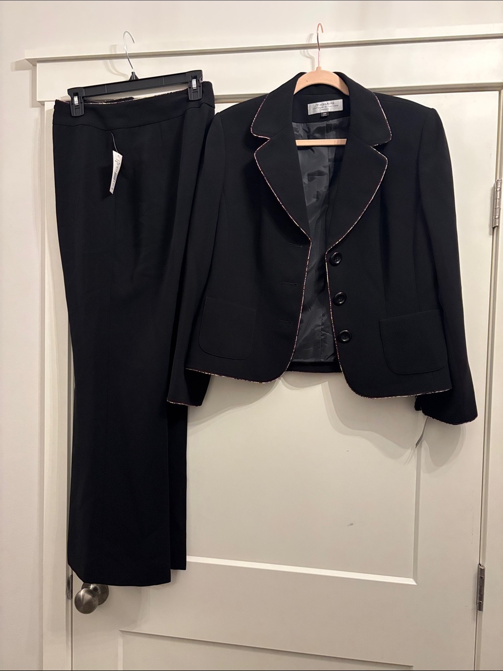 Women’s Black Two-Piece Tailored Suit Jacket & Skirt - Classic Professional Set